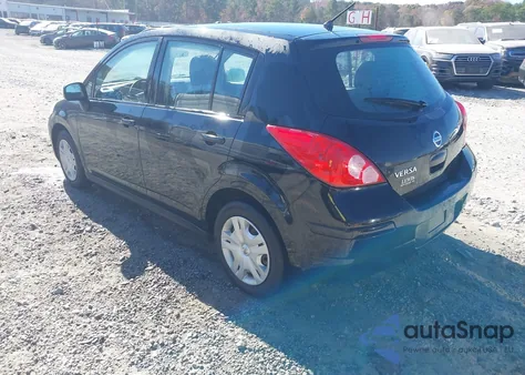 2011 Nissan Versa 1.8S z USA, uszkodzony, nr VIN 3N1BC1CP0BL490348